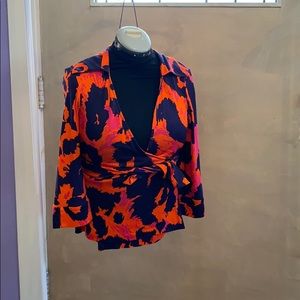 Diane von Furstenberg Vintage vibrant wrap top